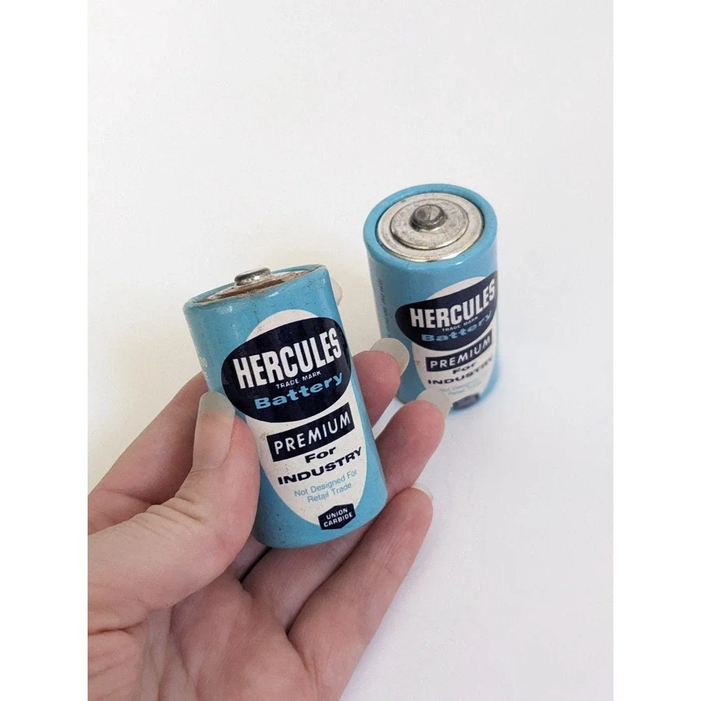 Vintage Hercules D Batteries‎ Union Carbide Industrial Advertising Props USA Lot